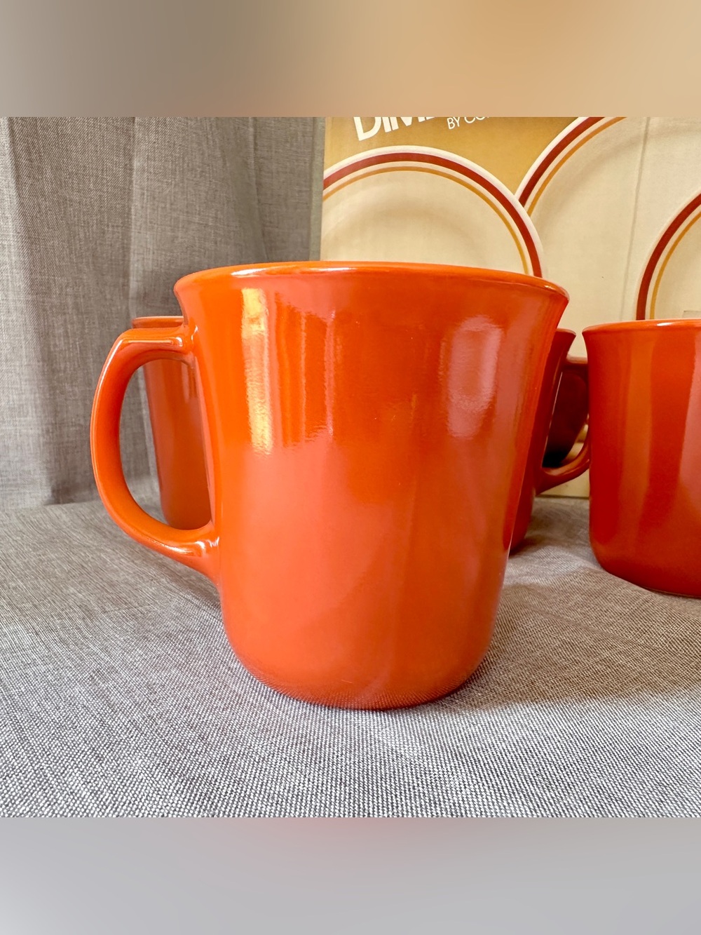 *Vintage* NEW in Box! Corelle Dimension IV Cinnamon 16 Piece Set 4 Place Setting - Picture 6 of 16